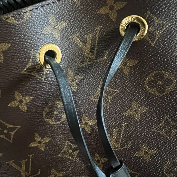 ❤️ NEONOE - MONO/BLK ❤️ - Picture 12 of 13